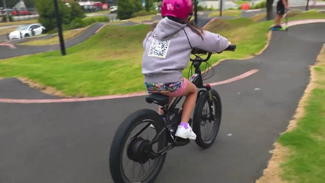 GoBike Easy Session: A Girl's Electric Bike Ride at the Pump Track