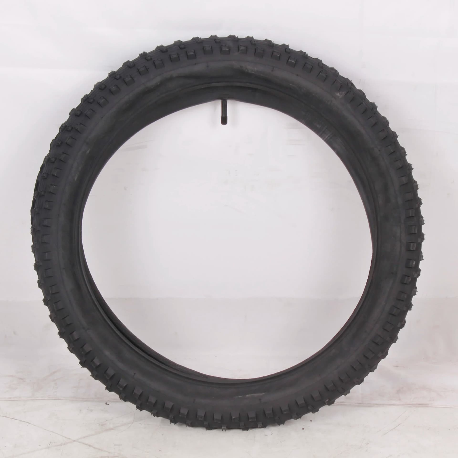 Original KENDA 20x2.60 Off-Road Tyre for GoBike 20" Electric Bike | Premium High-Grip Rubber thumbnail 3