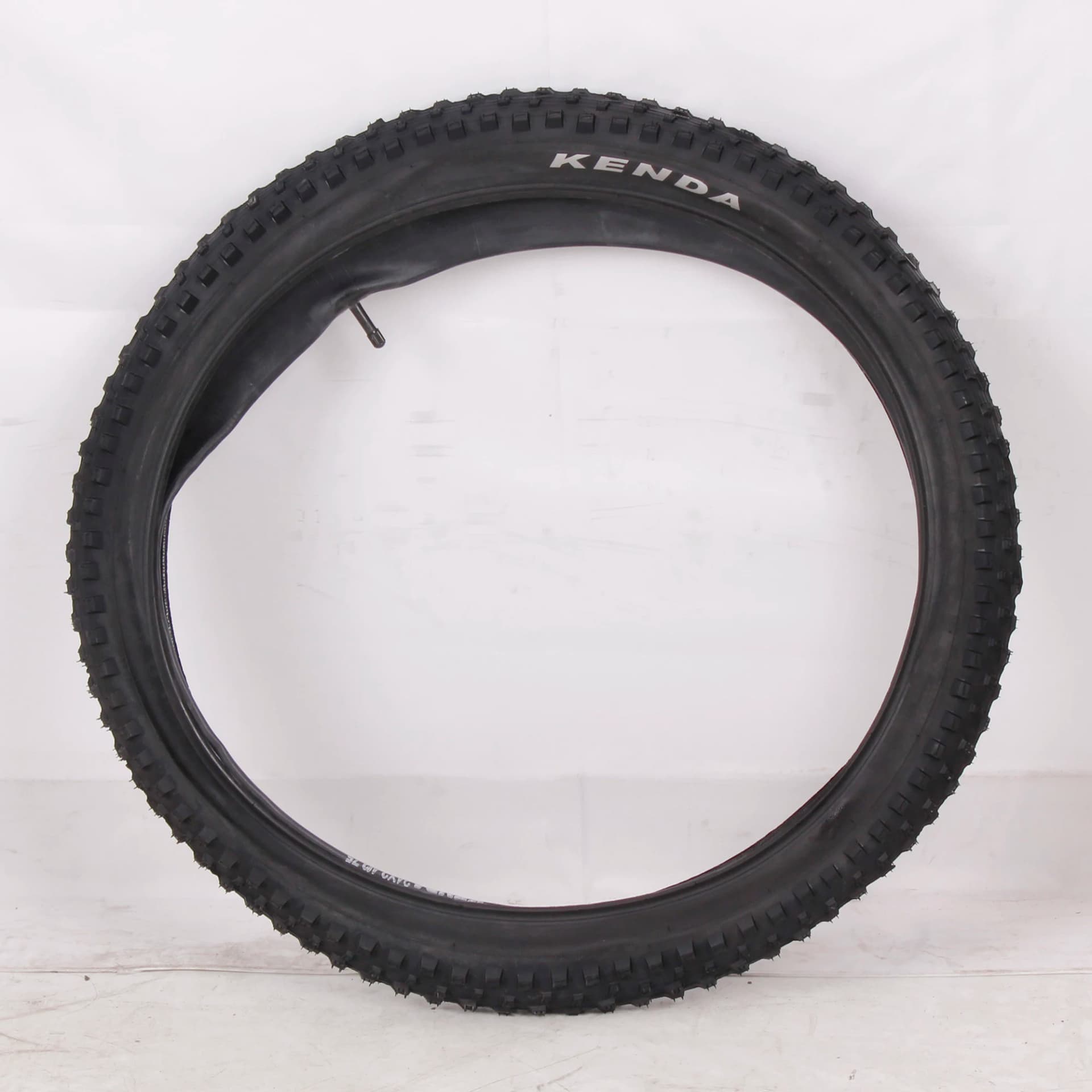 Original KENDA 24x2.60 High-Performance Tyre for GoBike 24" Electric Bike | All-Terrain Grip thumbnail 3