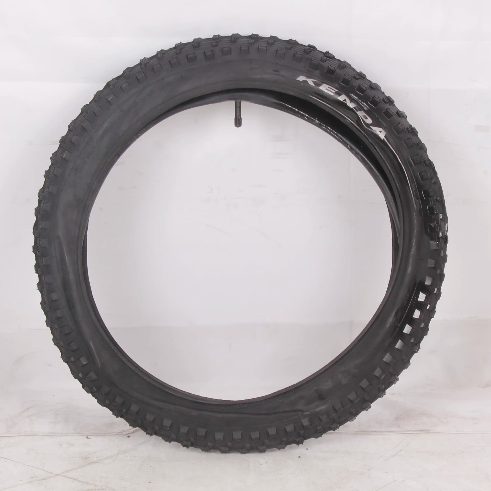 Original KENDA 20x2.60 Off-Road Tyre for GoBike 20" Electric Bike | Premium High-Grip Rubber thumbnail 4