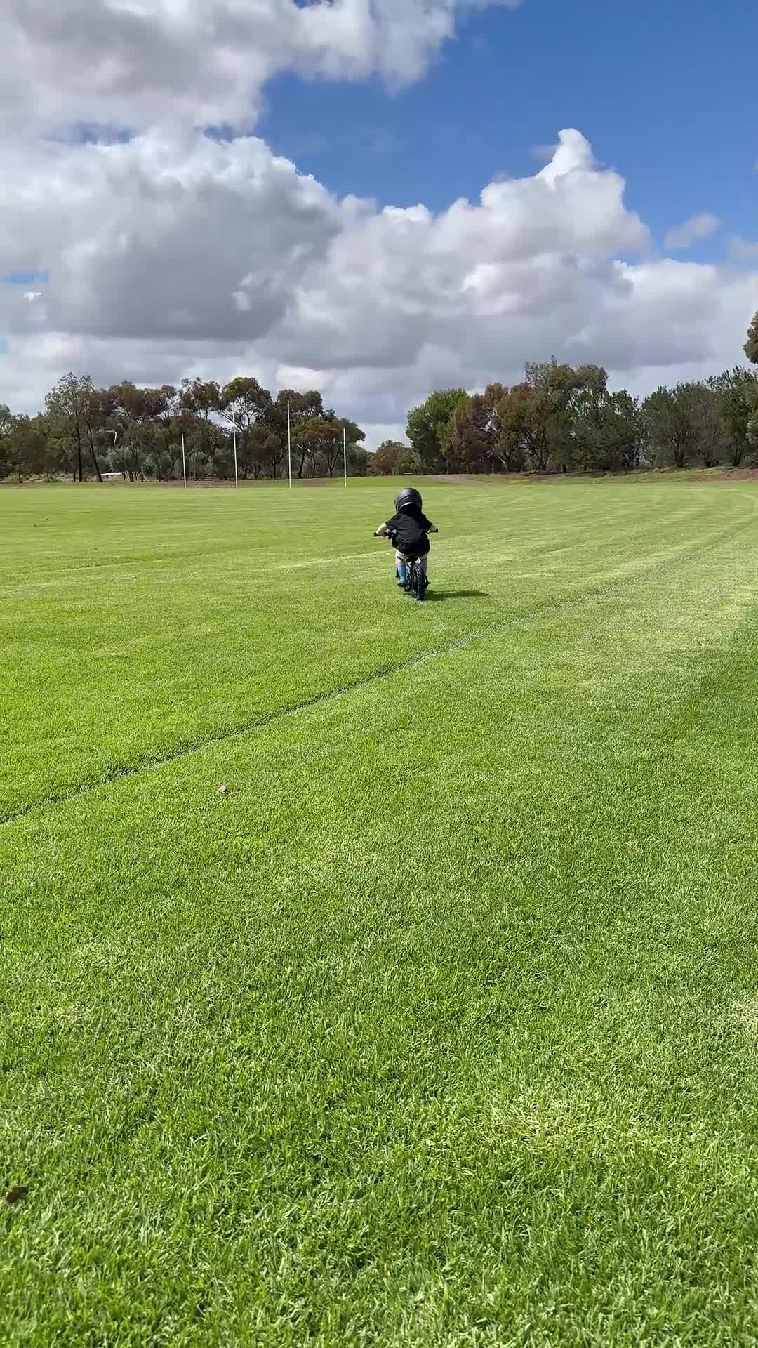 Melts our hearts when customers send in videos like this! ❤️
Keep them coming, guys! This little ripper isn’t even 2 yet! 🤯
Got a GOBIKE video you want to share with us? Upload it here 👇
https://www.dropbox.com/request/y0crv82ovwoh6271dvm8
#GOBIKE #GOBIKEAustralia #KidsElectricBike #KidsEBike #ElectricBalanceBike #KidsRiding #OutdoorKids #AussieKids #KidsAdventure #RideGOBIKE