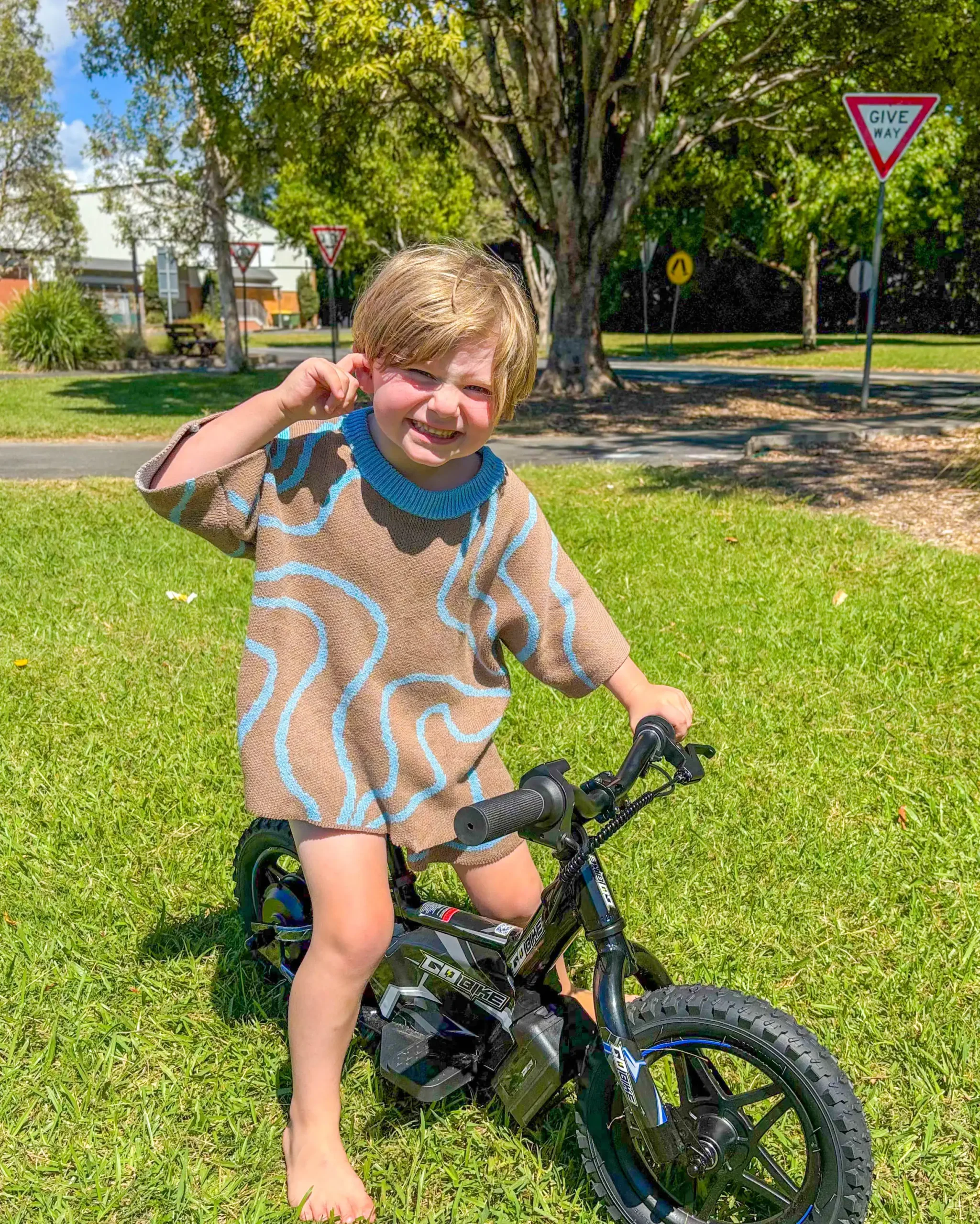 gobike ,electric bike GoBike 12 inch electric balance bike for kids, kids electric bike,The founders of GoBike, two Australian dads, with their kids and their electric balance bikes.